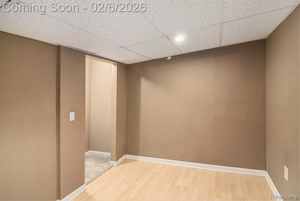 24516 Simmons Drive, Novi, MI — Photo 18