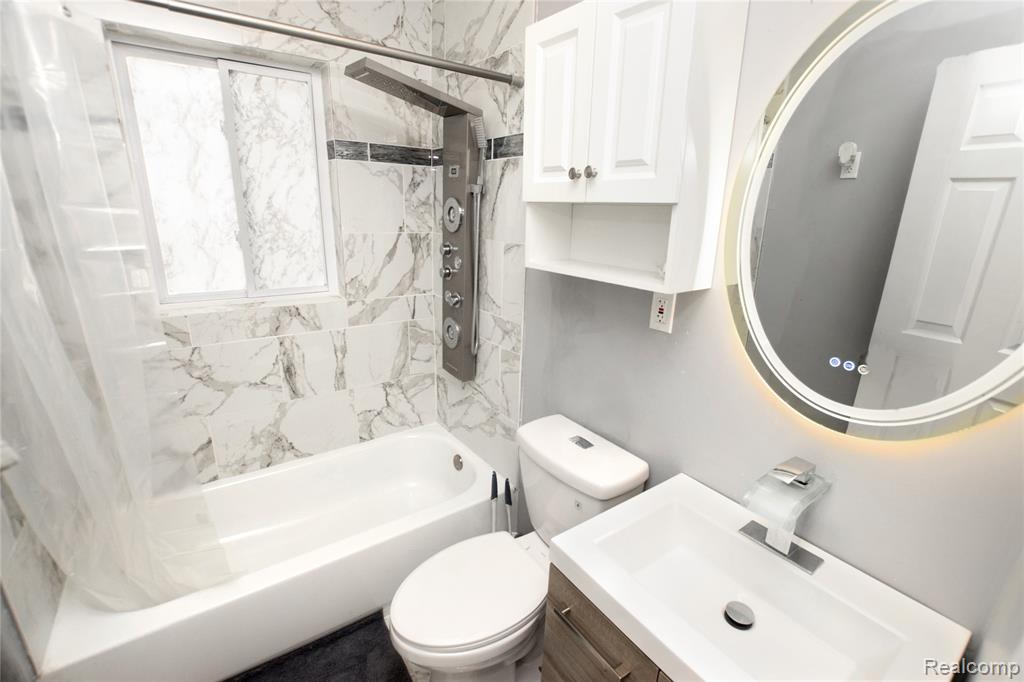 409 W Alma Avenue, Flint, MI 48505 — Photo 8