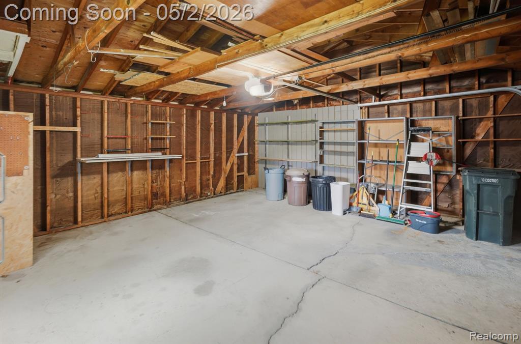 19704 Parkside Street, Saint Clair Shores, MI 48080 — Photo 30