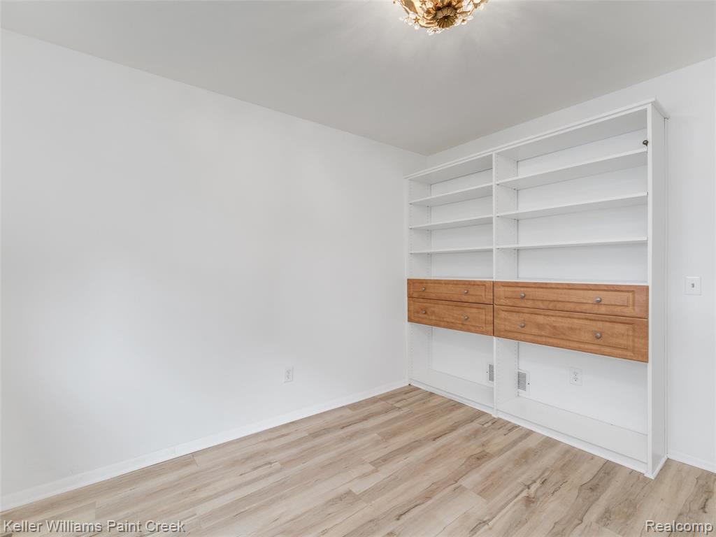 685 E Fox Hills Drive, 67, Bloomfield Hills, MI 48304 — Photo 15