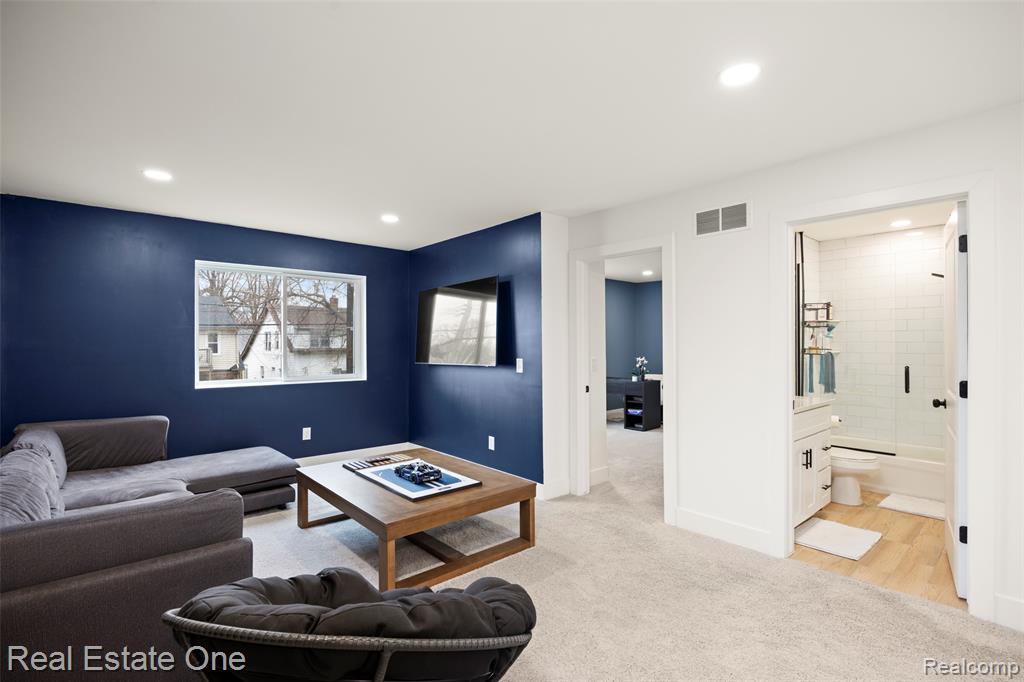 1705 E Meyers Avenue, Hazel Park, MI 48030 — Photo 12