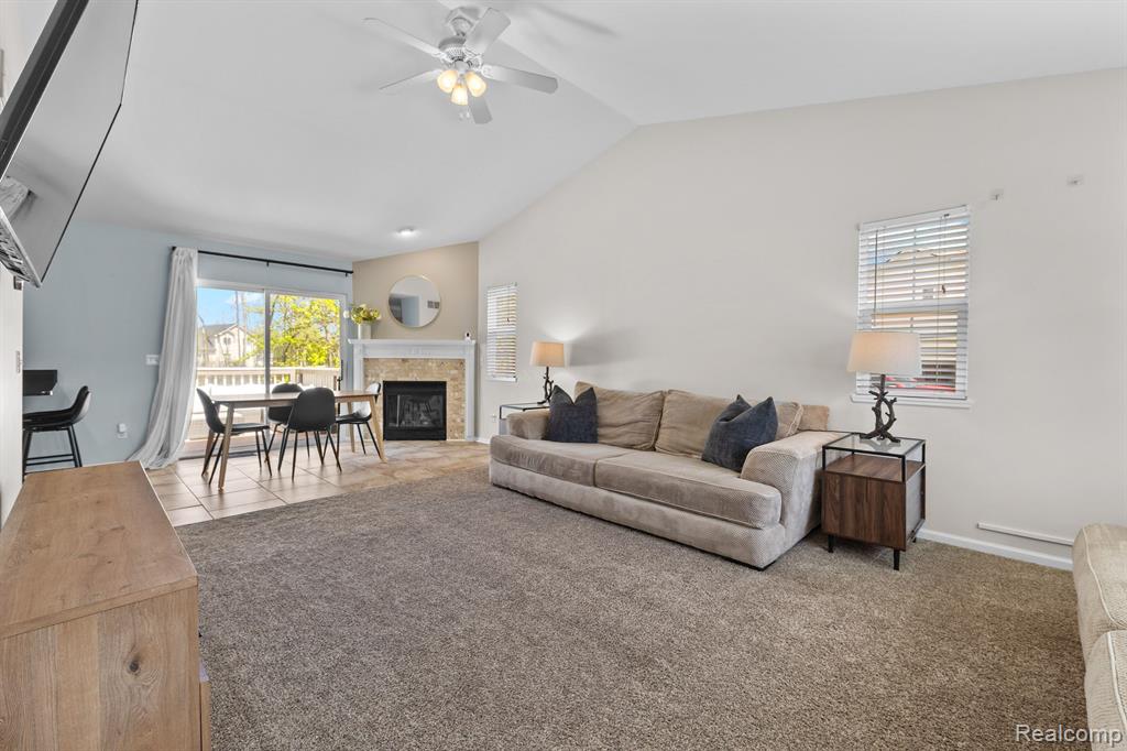 6101 Maple Trail, Grand Blanc, MI 48439 — Photo 7