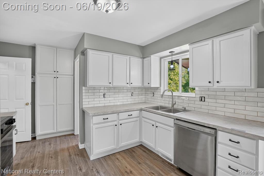 8280 W Rolston Road, Linden, MI 48451 — Photo 9