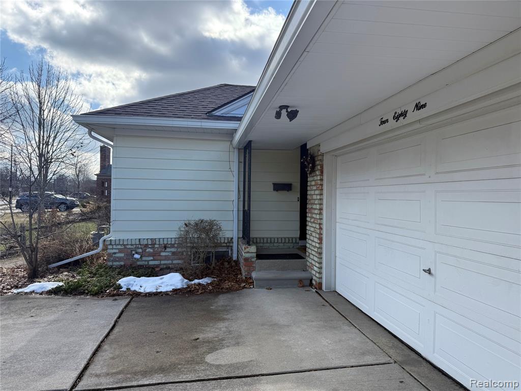 489 Chalfonte Avenue, Grosse Pointe Farms, MI 48236 — Photo 4