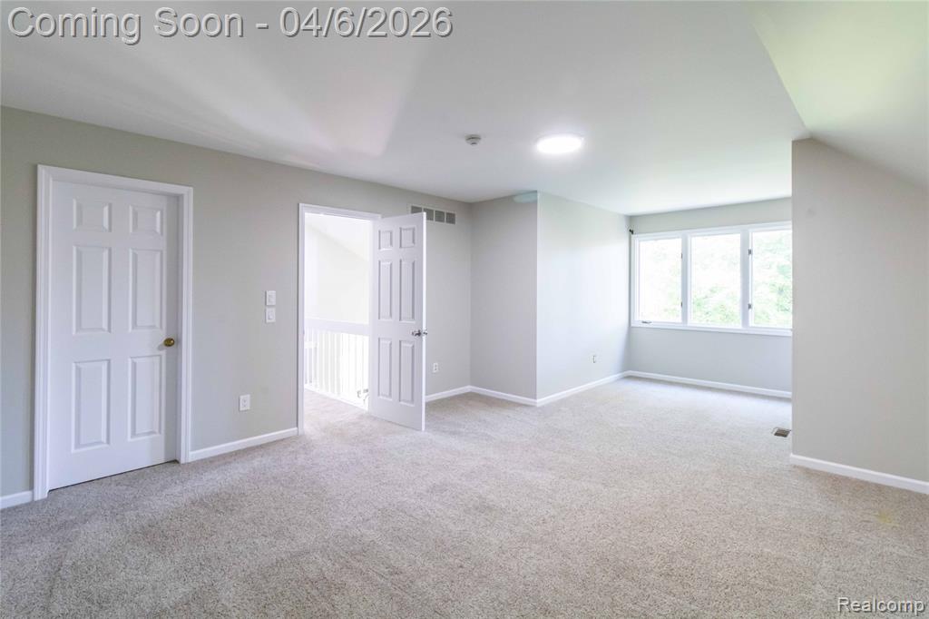 22170 ORCHARD Way, Beverly Hills, MI 48025 — Photo 45