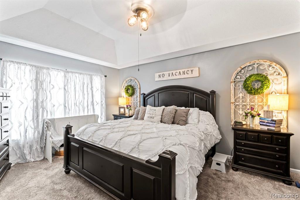 5189 CYPRESS Circle, Grand Blanc, MI 48439 — Photo 16
