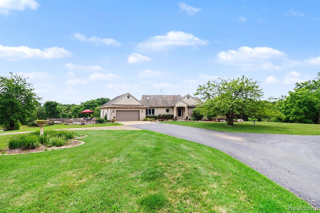 18501 Taylor Lake Road, Holly, MI 48442 — Photo 5