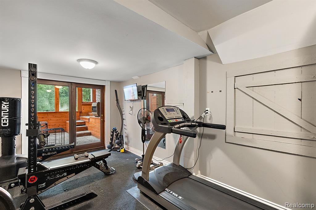4378 Compton Way, Bloomfield Hills, MI 48302 — Photo 65