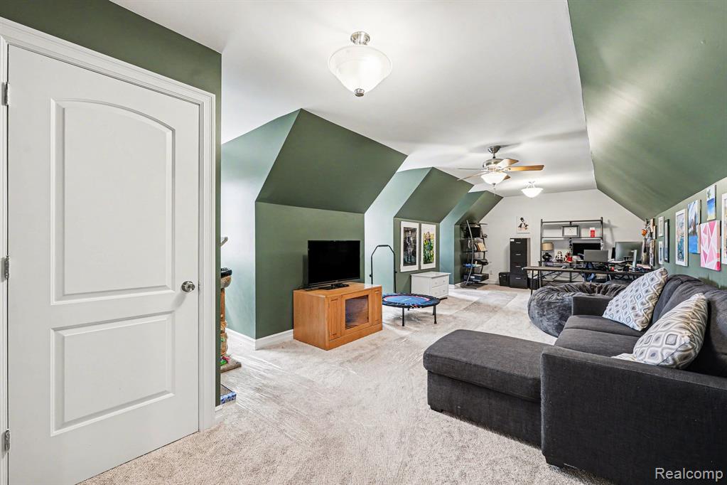 55256 Lee Rd Road, New Hudson, MI 48165 — Photo 22