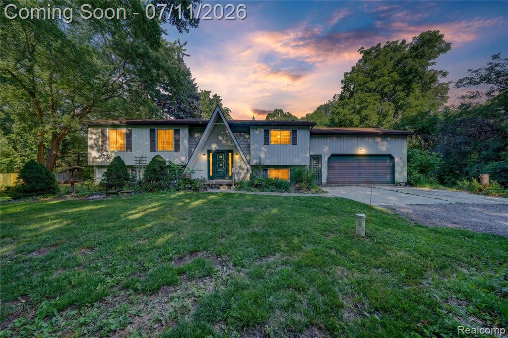 4430 N Center Road, Flint, MI 48506 — front exterior
