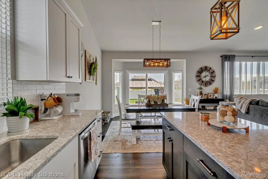 13182 SAVANNAH Drive, Romeo, MI 48065 — Photo 15