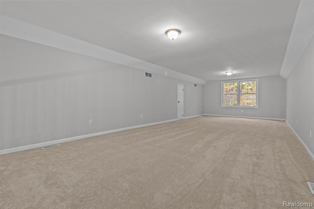 4648 Oak Lane, Whitmore Lake, MI 48189 — Photo 22