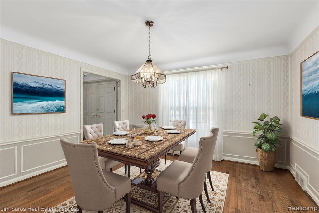 805 BALFOUR Street, Grosse Pointe Park, MI 48230 — Photo 14