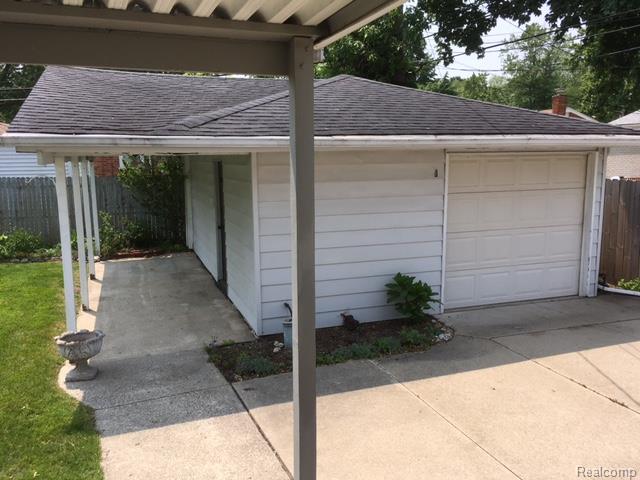 720 Mapleknoll Avenue, Madison Heights, MI 48071 — Photo 3