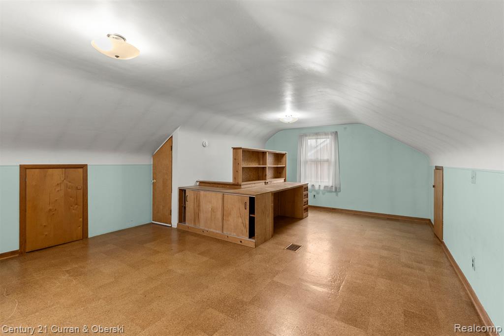 9881 Quandt Avenue, Allen Park, MI 48101 — Photo 21
