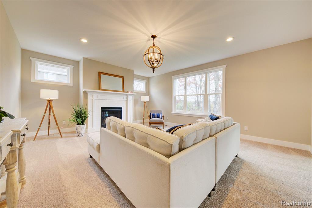 636 BIRKDALE, Howell, MI 48843 — Photo 6