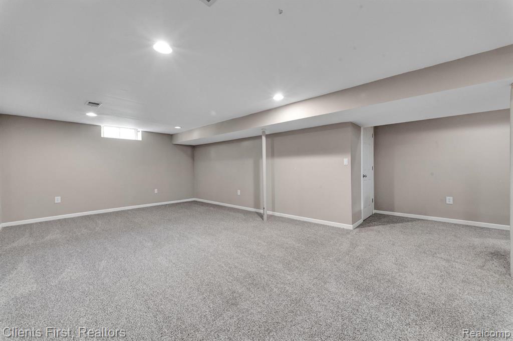 616 Light Tower Drive, Belleville, MI 48111 — Photo 40