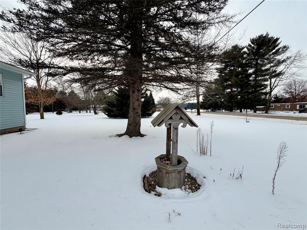 5976 Falkenbury Road, North Branch, MI 48461 — Photo 41