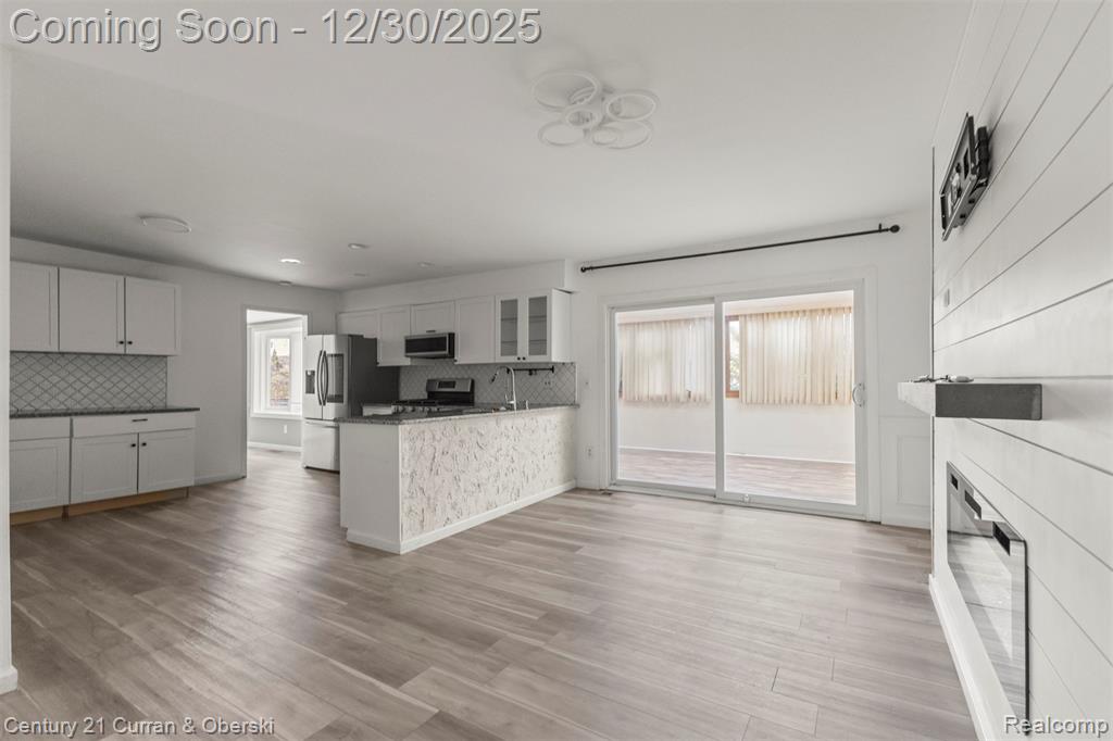 43783 Leeann Lane, Canton, MI 48187 — Photo 10