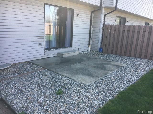 8487 PEPPER RIDGE Drive, Grand Blanc, MI 48439 — Photo 2