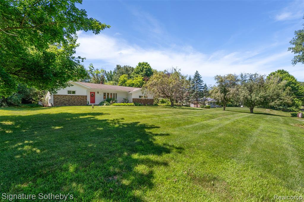 6694 Lierman Road, Imlay City, MI 48444 — Photo 25