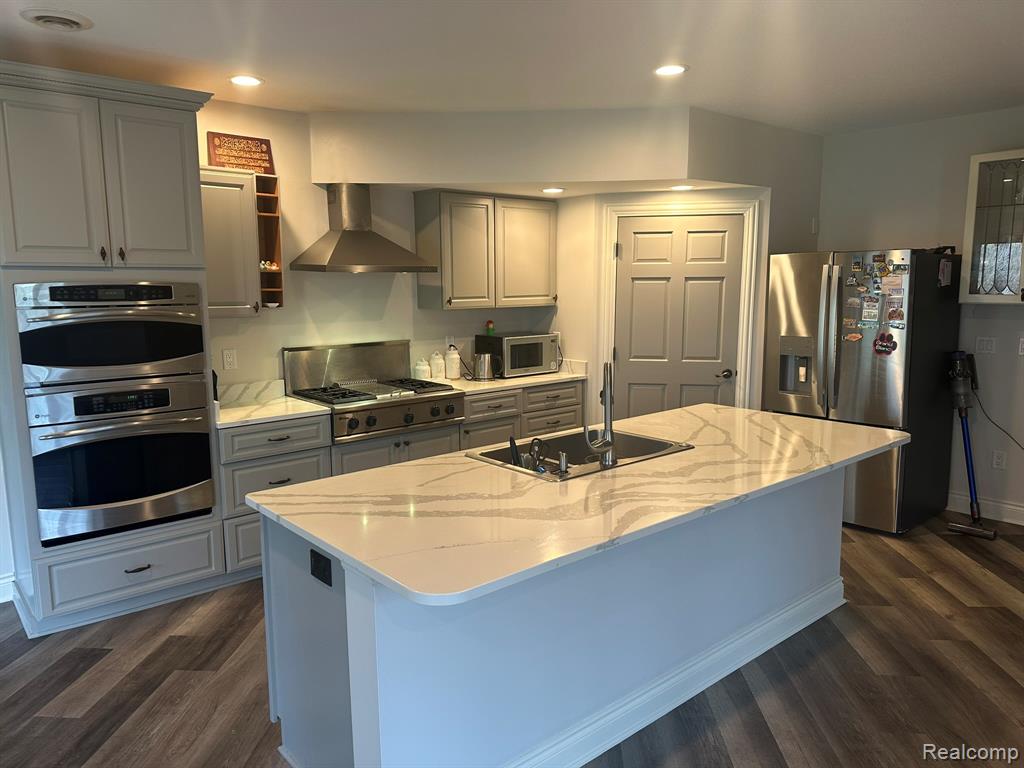 6223 Canter Creek Trail, Grand Blanc, MI 48439 — Photo 9