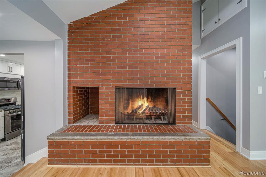 7175 Richardson Road, West Bloomfield, MI 48323 — Photo 6