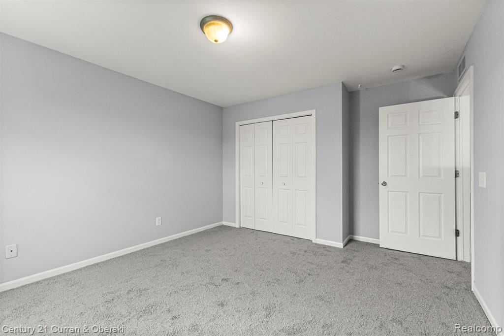 6900 Lakeway Street, Ypsilanti, MI 48197 — Photo 28