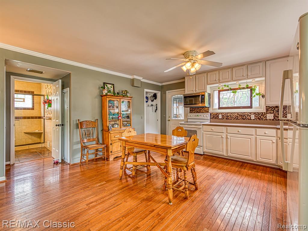 253 Delaware Road, Whitmore Lake, MI 48189 — Photo 7
