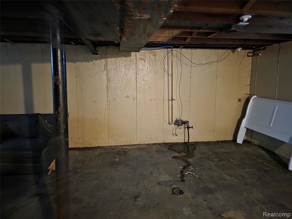 6300 Penrod Street, Detroit, MI 48228 — Photo 9