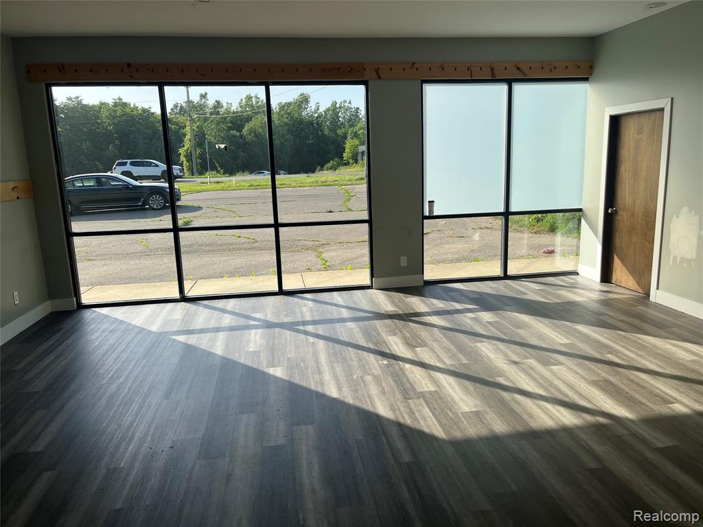8389 Silver Lake Road, Linden, MI 48451 — Photo 5