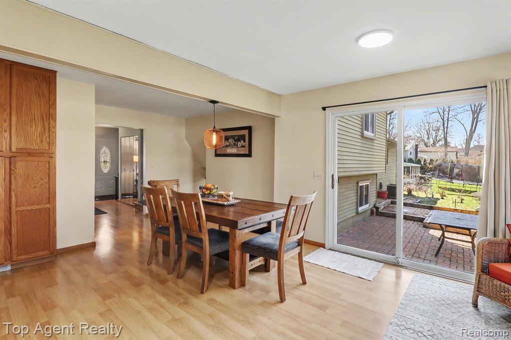 1010 Pelham Boulevard, Waterford, MI 48328 — Photo 13