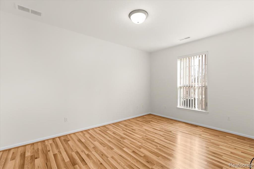 17104 Chesapeake Circle, Walled Lake, MI 48390 — Photo 14