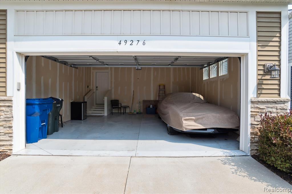 49276 Garden Lane, Canton, MI 48188 — Photo 39