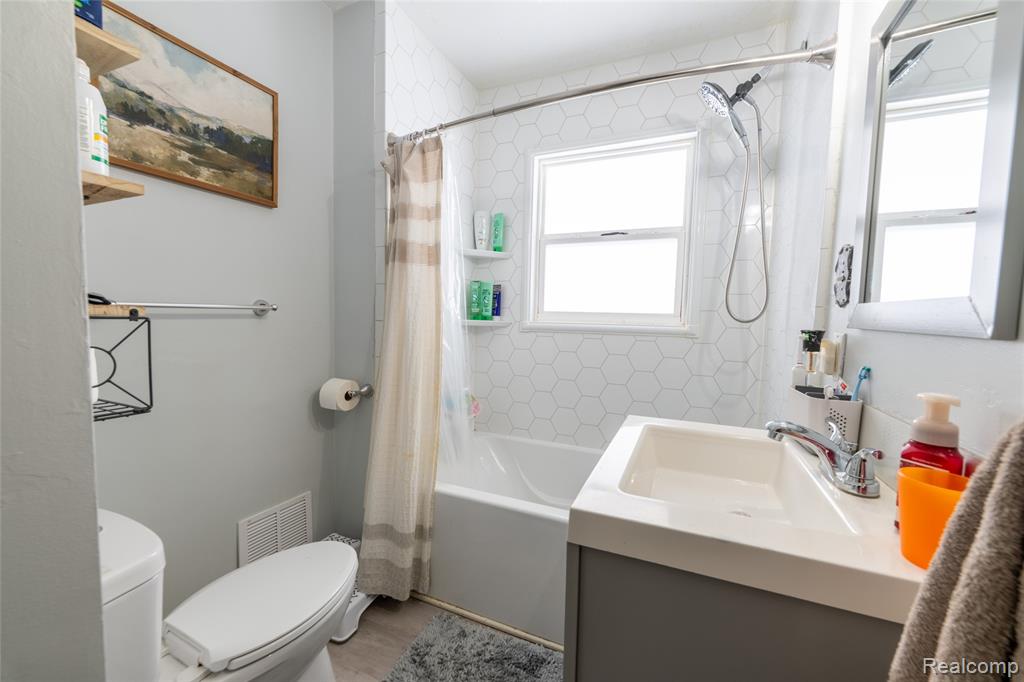 17777 Matthews Street, Riverview, MI 48193 — Photo 15