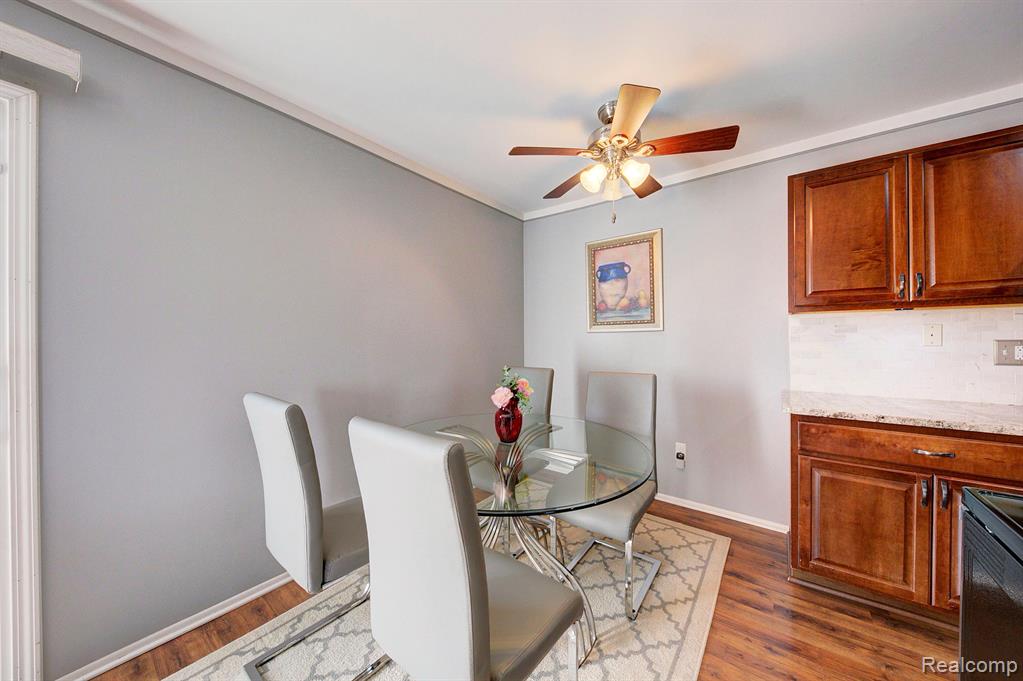 23535 N ROCKLEDGE, Novi, MI — Photo 11
