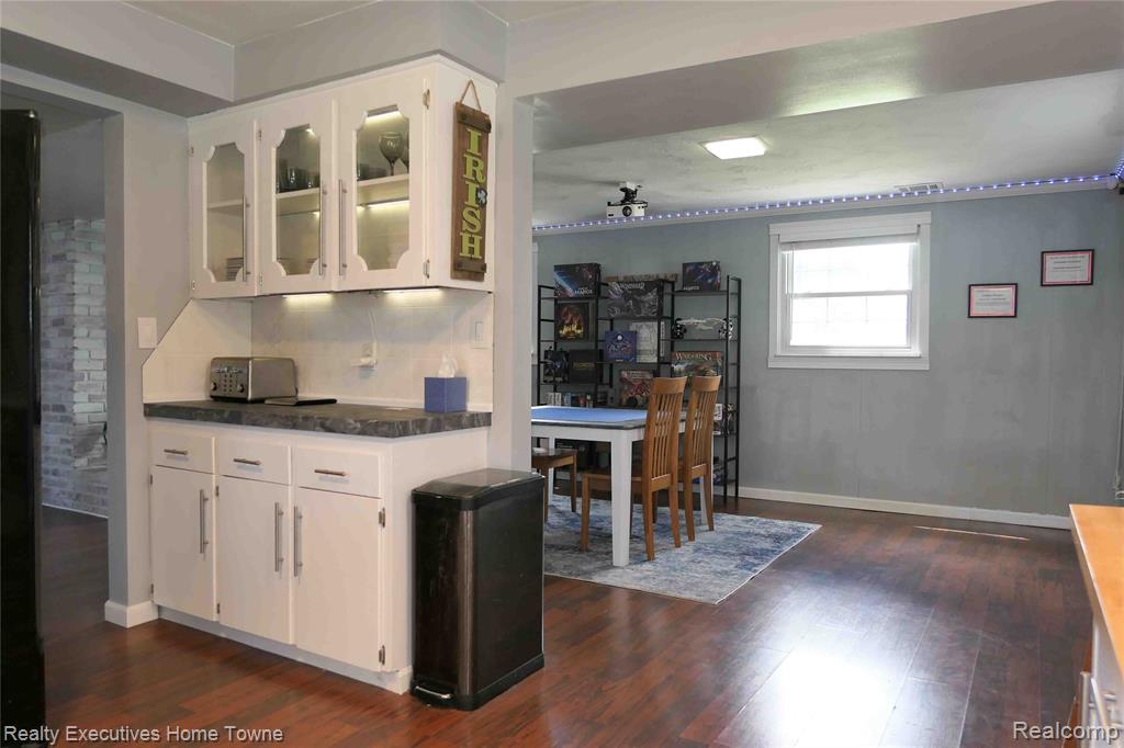 2854 ELMWOOD Street, Port Huron, MI 48060 — Photo 21