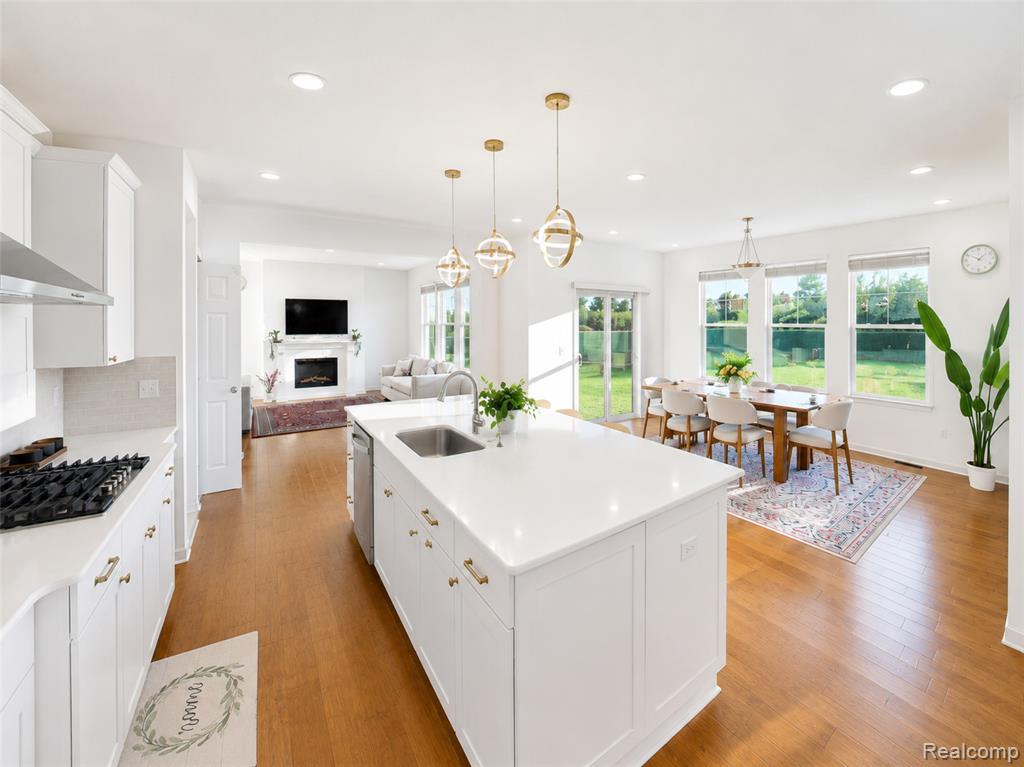 51172 Quaker Lane, Canton, MI 48187 — Photo 14