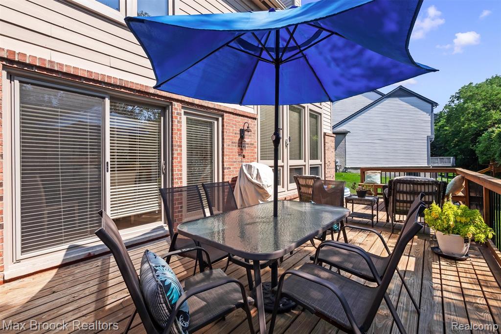 5101 Village Commons Drive, West Bloomfield, MI — Photo 63