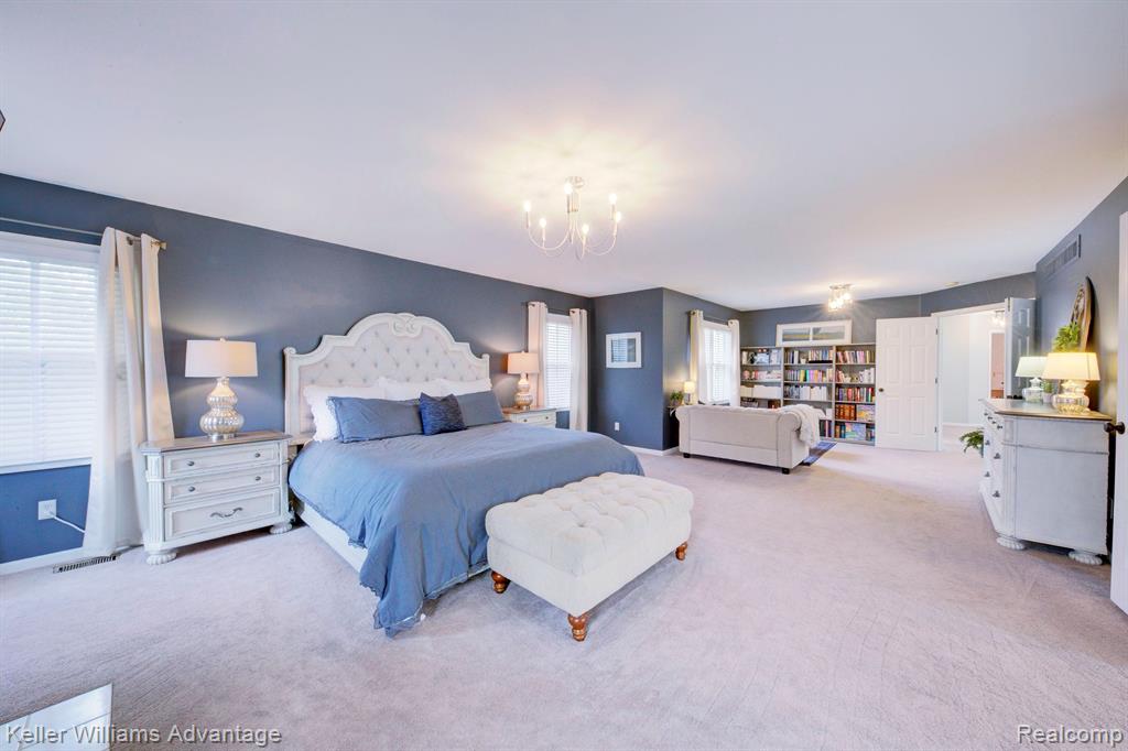 47694 EDINBURGH Drive, Plymouth, MI 48170 — Photo 52