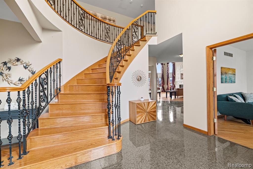 49332 GOLDEN LAKE Drive, Shelby Twp, MI 48315 — Photo 13