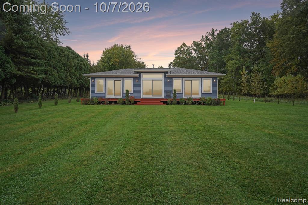 670 Driscoll Drive, Oakland, MI