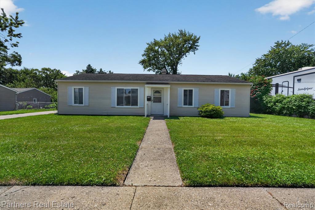 6134 Stephen, Brighton, MI 48116 — front exterior