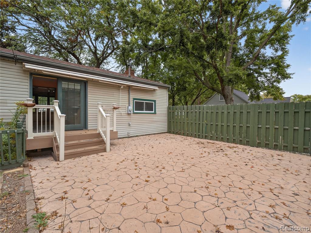 43801 Burtrig Road, Van Buren, MI 48111 — Photo 28