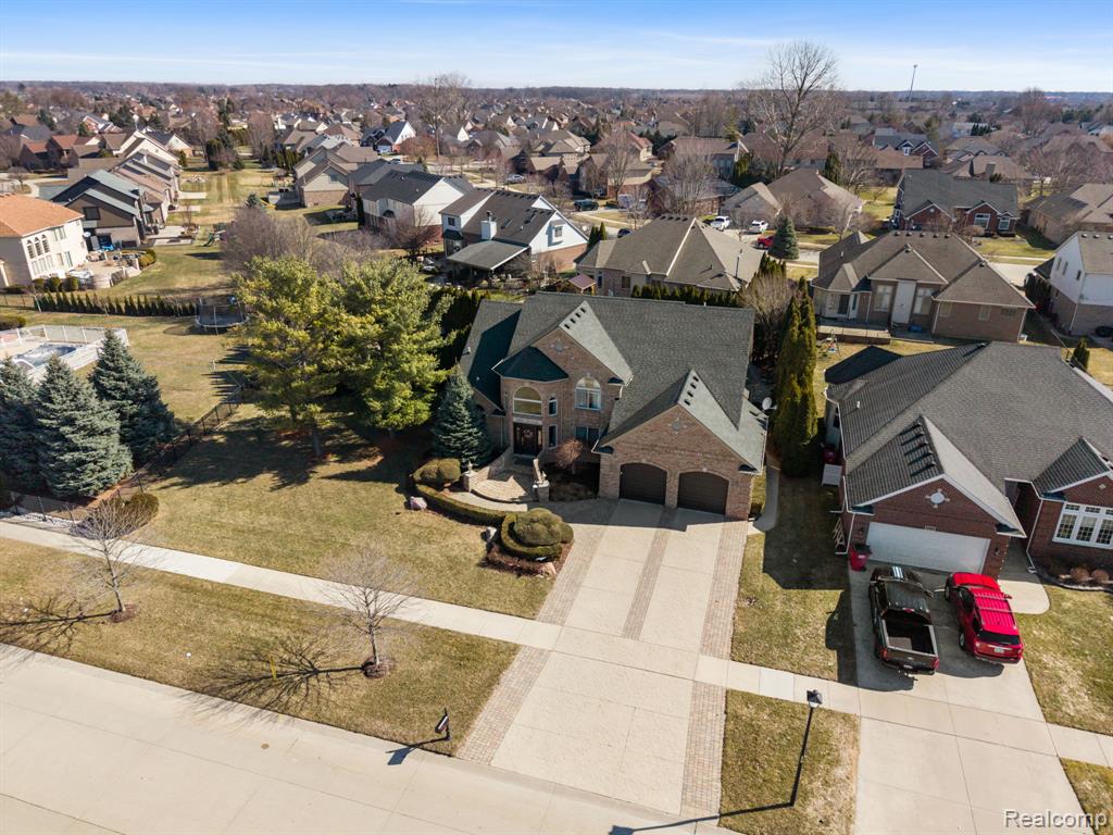 51246 Woodside Drive, Macomb, MI 48042 — Photo 45