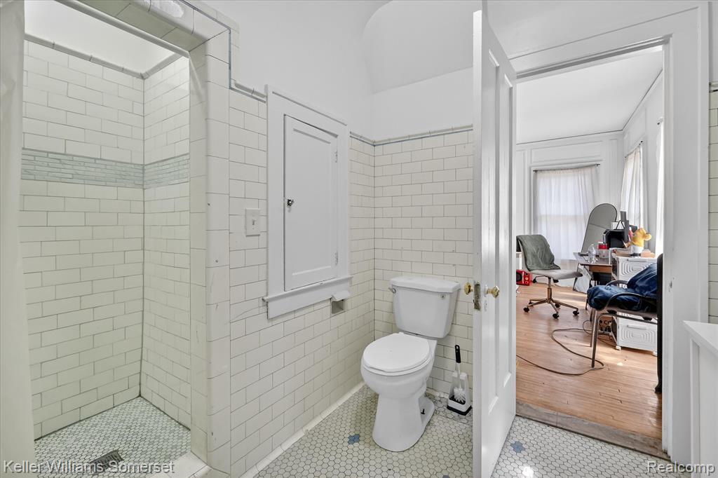1986 W Boston Boulevard, Detroit, MI 48206 — Photo 25