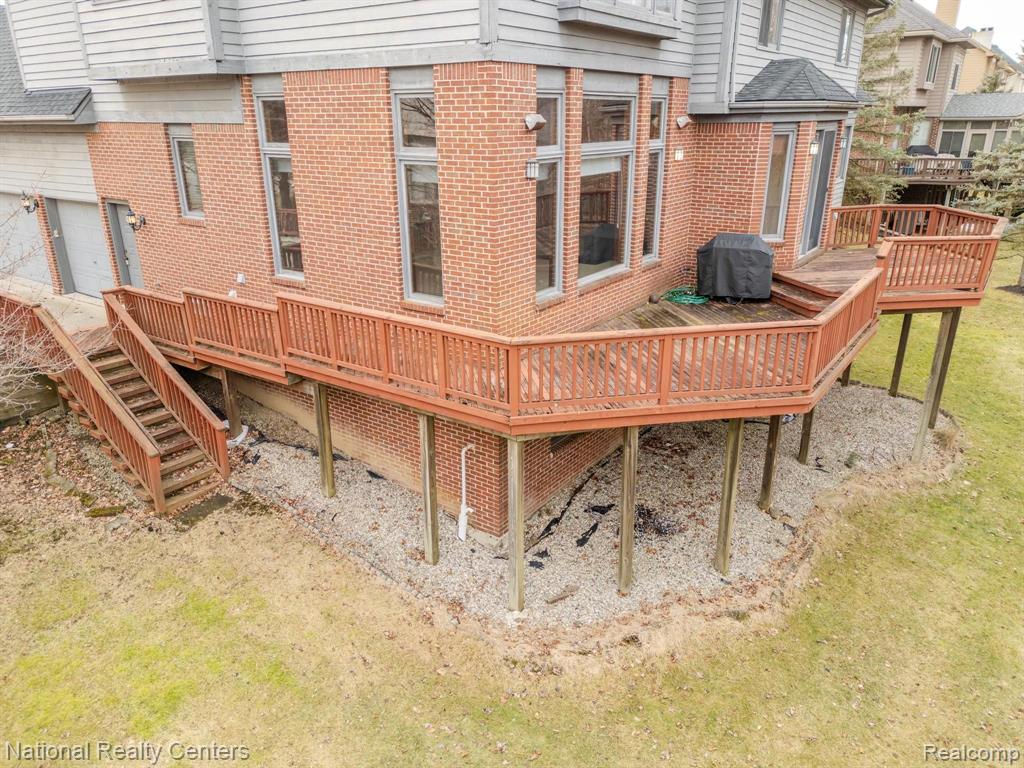 4392 STONEVIEW Drive, West Bloomfield, MI — Photo 82