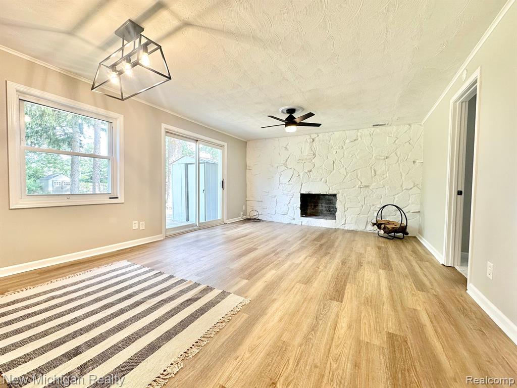 6109 WOODSDALE Drive, Grand Blanc, MI 48439 — Photo 11