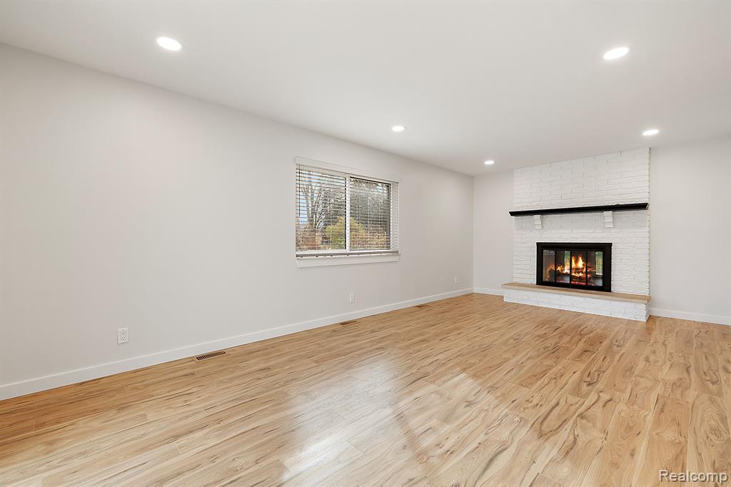 5666 GIBBING Road, Shelby, MI 48317 — Photo 17