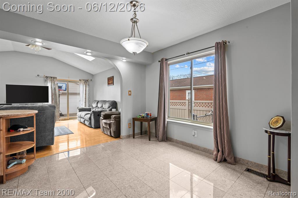 3 Morross Court, Dearborn, MI 48126 — Photo 7